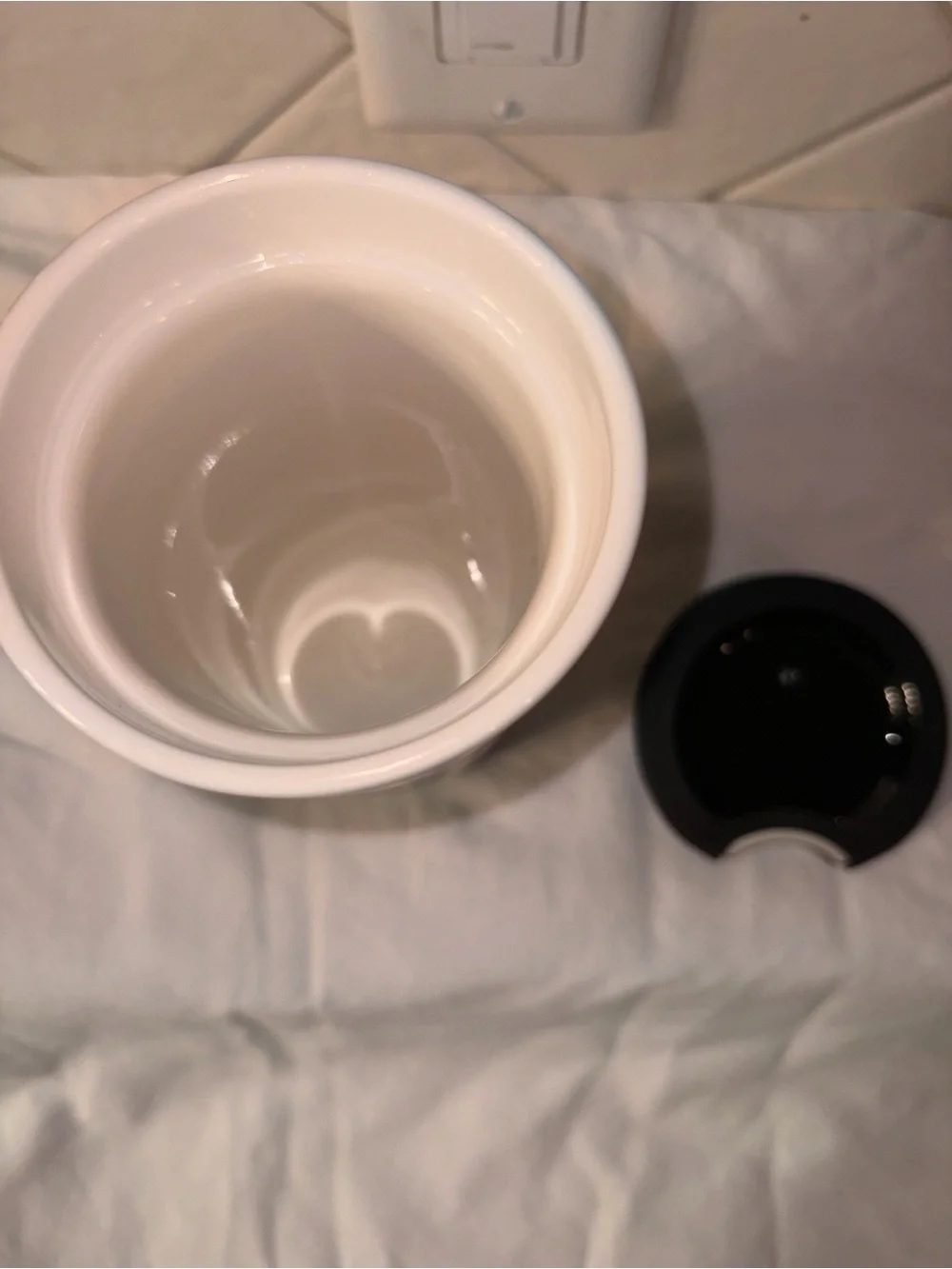 NWOT RARE 2015 STARBUCKS TUMBLER PAINT DRIP MUG